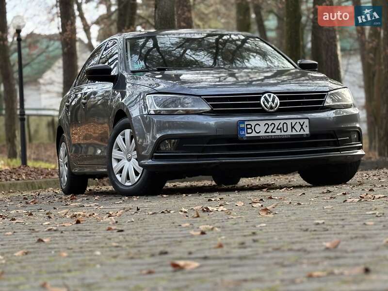 Седан Volkswagen Jetta 2015 в Львове фото 69 Седан Volkswagen Jetta 2015 в Львове