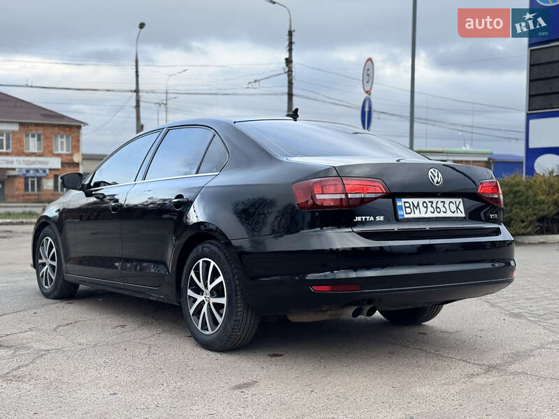 Седан Volkswagen Jetta 2016 в Сумах