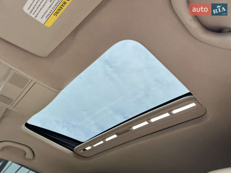 Седан Volkswagen Jetta 2012 в Днепре