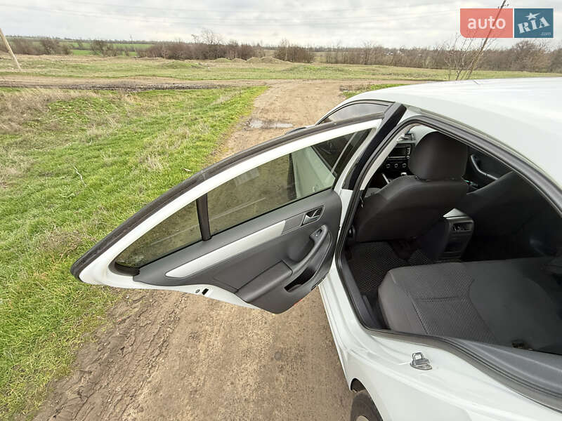 Седан Volkswagen Jetta 2014 в Веселиновому