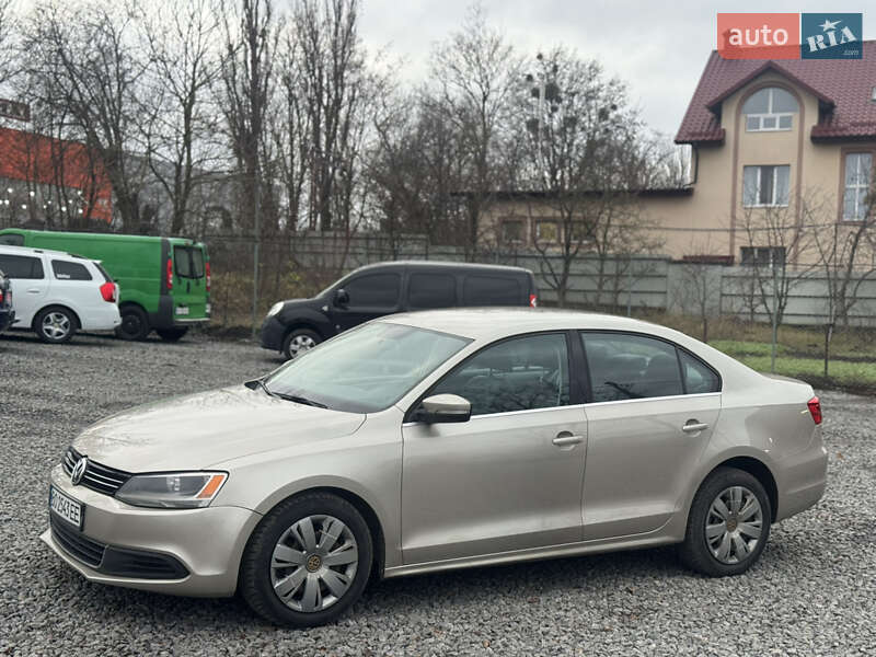 Седан Volkswagen Jetta 2012 в Хмельницькому фото 14 Седан Volkswagen Jetta 2012 в Хмельницькому