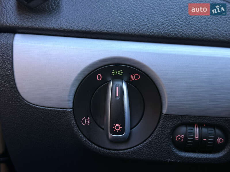Седан Volkswagen Jetta 2013 в Тернополі фото 19 Седан Volkswagen Jetta 2013 в Тернополі