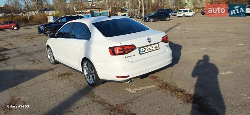 Седан Volkswagen Jetta 2017 в Запоріжжі