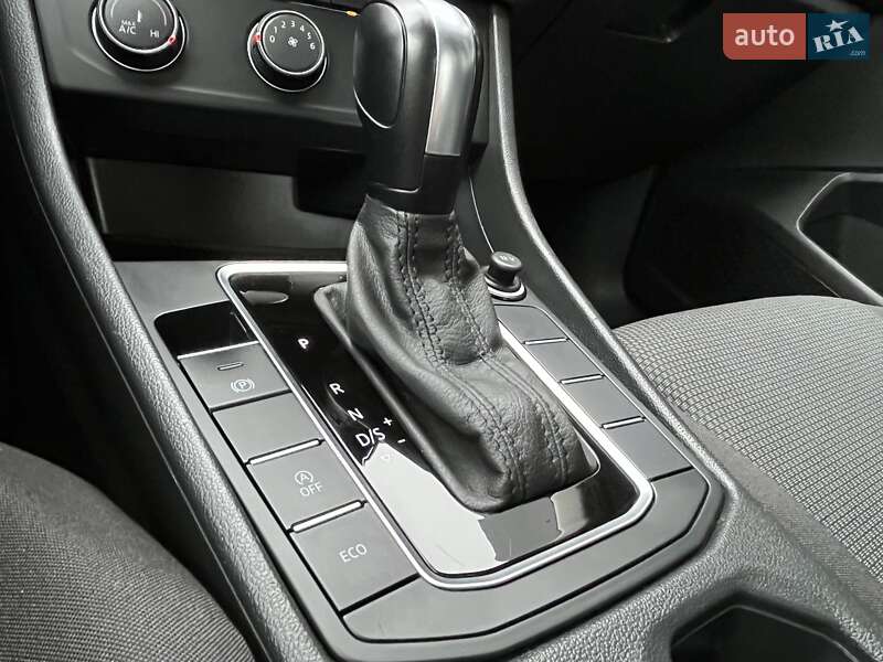 Седан Volkswagen Jetta 2018 в Вінниці