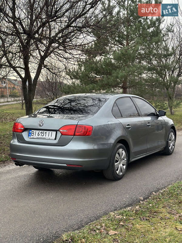 Седан Volkswagen Jetta 2011 в Полтаве