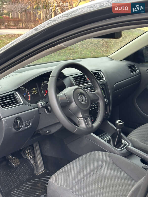 Седан Volkswagen Jetta 2011 в Полтаве