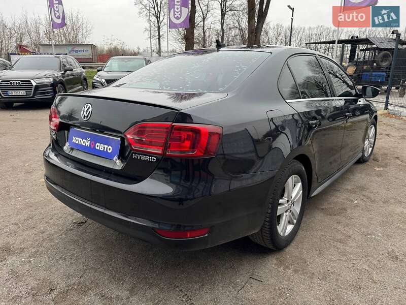 Седан Volkswagen Jetta 2013 в Вінниці