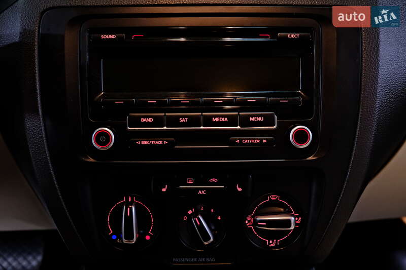 Седан Volkswagen Jetta 2012 в Одессе фото 21 Седан Volkswagen Jetta 2012 в Одессе