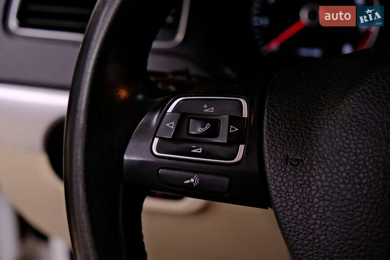 Седан Volkswagen Jetta 2012 в Одессе фото 24 Седан Volkswagen Jetta 2012 в Одессе