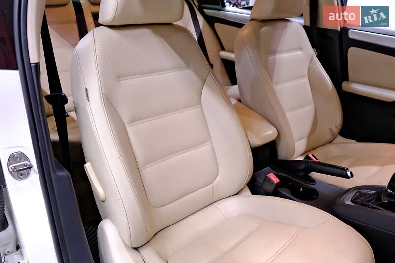 Седан Volkswagen Jetta 2012 в Одессе фото 40 Седан Volkswagen Jetta 2012 в Одессе