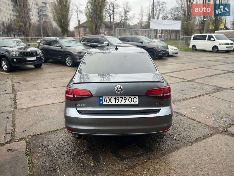 Седан Volkswagen Jetta 2017 в Харькове