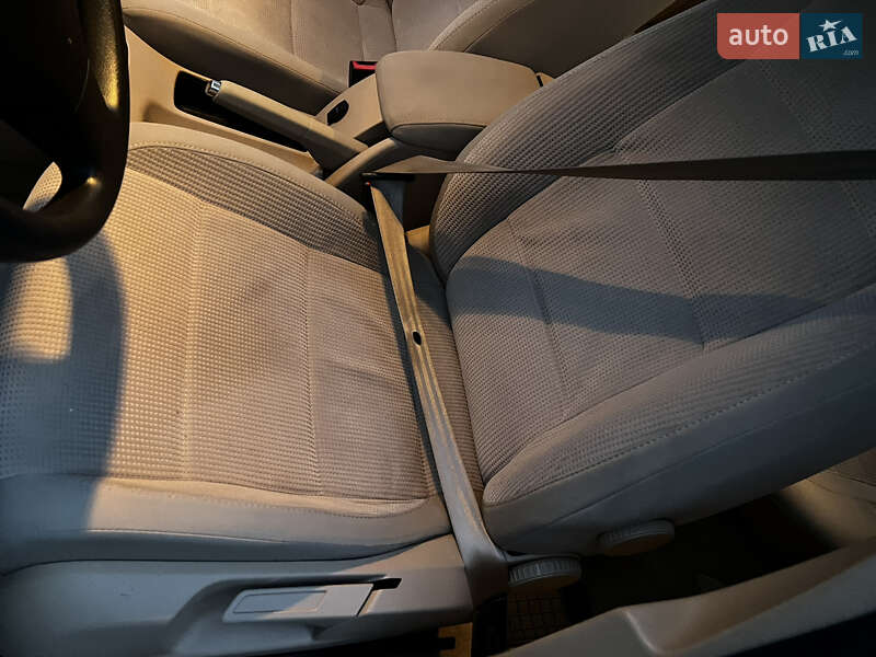 Седан Volkswagen Jetta 2006 в Борисполі фото 8 Седан Volkswagen Jetta 2006 в Борисполі