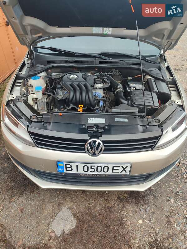 Седан Volkswagen Jetta 2012 в Лубнах