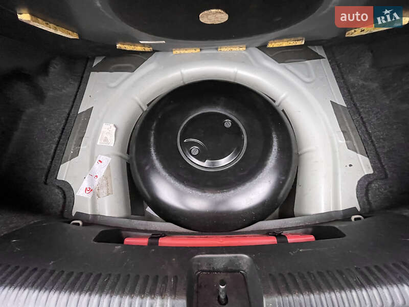 Седан Volkswagen Jetta 2012 в Киеве