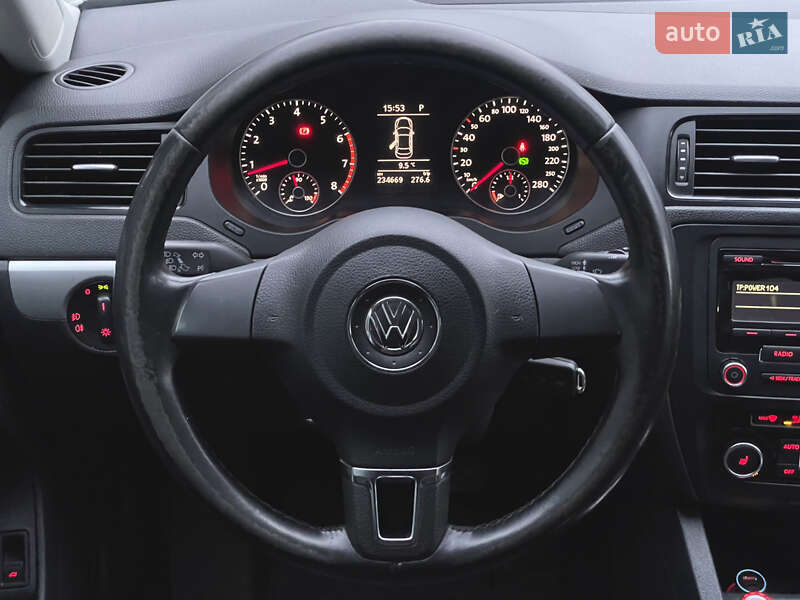 Седан Volkswagen Jetta 2012 в Киеве