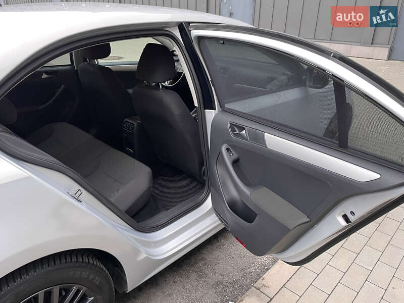 Седан Volkswagen Jetta 2012 в Киеве