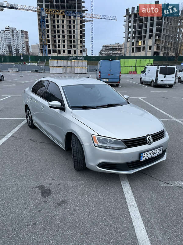 Седан Volkswagen Jetta 2011 в Києві фото 4 Седан Volkswagen Jetta 2011 в Києві