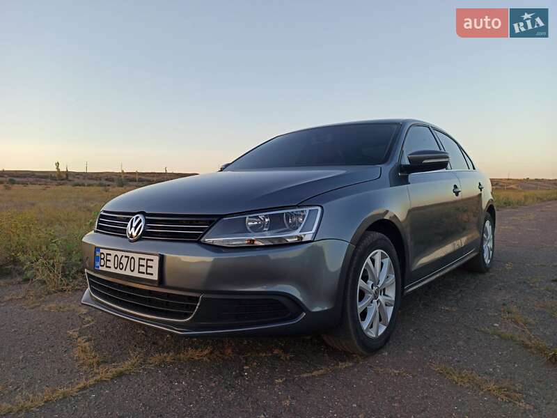 Седан Volkswagen Jetta 2013 в Миколаєві фото Седан Volkswagen Jetta 2013 в Миколаєві