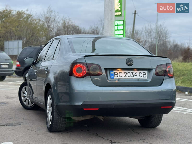 Седан Volkswagen Jetta 2008 в Дрогобыче