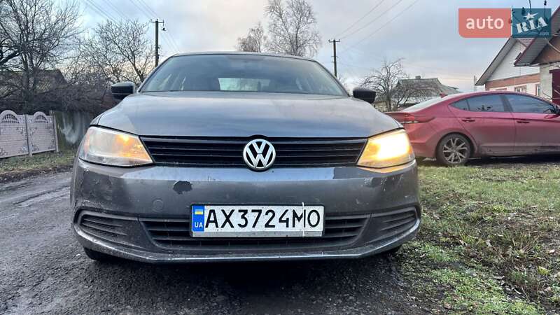 Седан Volkswagen Jetta 2014 в Лозовій
