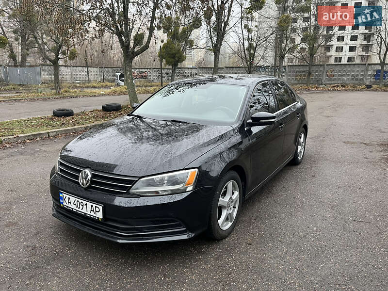 Седан Volkswagen Jetta 2014 в Киеве