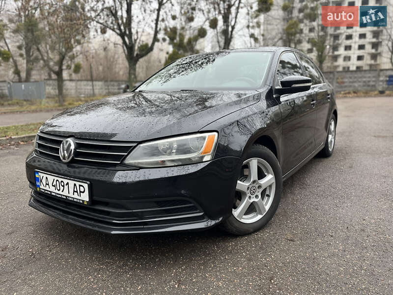 Седан Volkswagen Jetta 2014 в Киеве