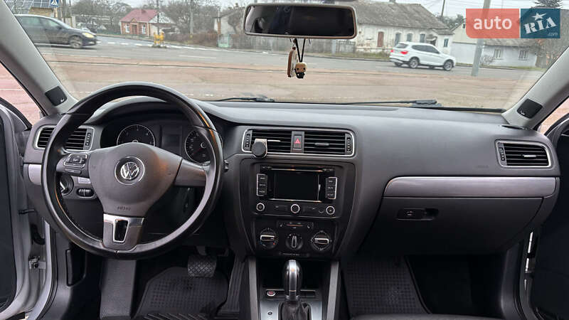Седан Volkswagen Jetta 2014 в Житомирі фото 25 Седан Volkswagen Jetta 2014 в Житомирі