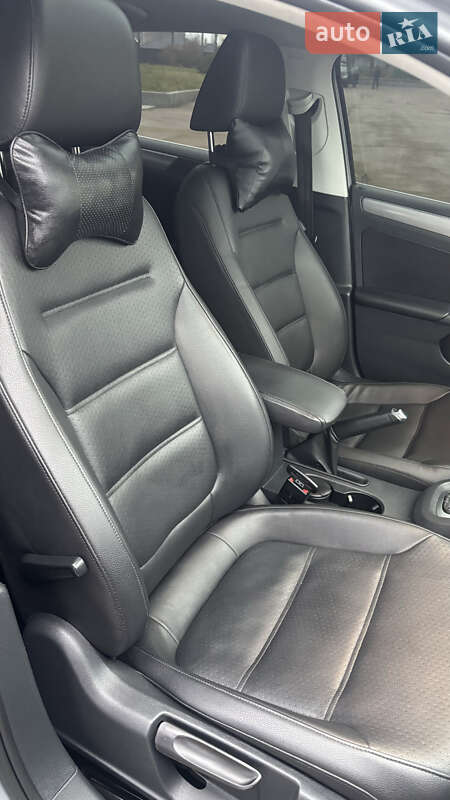 Седан Volkswagen Jetta 2014 в Житомирі фото 18 Седан Volkswagen Jetta 2014 в Житомирі