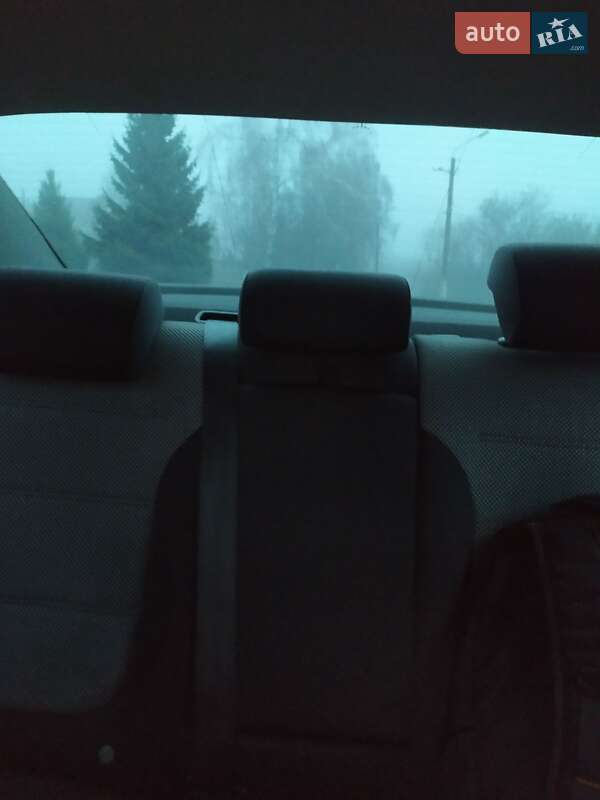 Седан Volkswagen Jetta 2013 в Тараще фото 31 Седан Volkswagen Jetta 2013 в Тараще