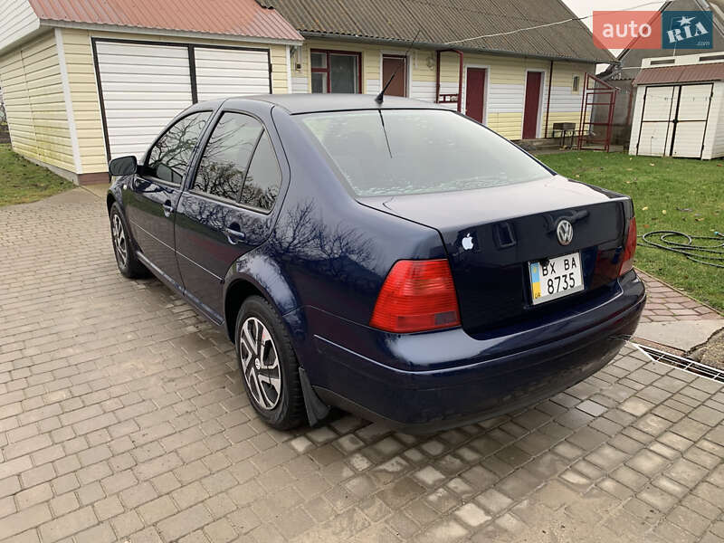 Седан Volkswagen Jetta 2003 в Хмельницком
