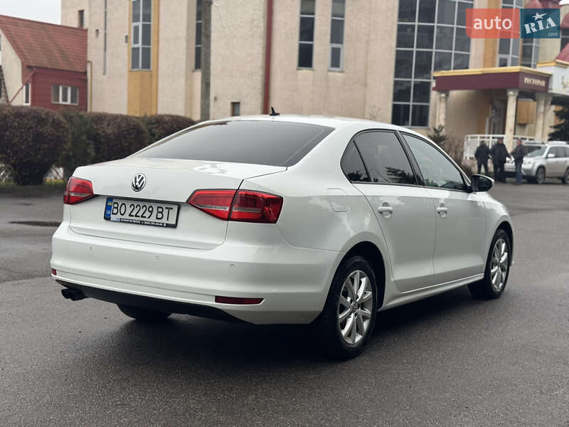 Седан Volkswagen Jetta 2015 в Тернополі фото 5 Седан Volkswagen Jetta 2015 в Тернополі