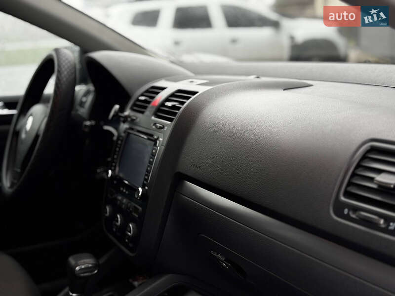 Седан Volkswagen Jetta 2009 в Кропивницькому фото 8 Седан Volkswagen Jetta 2009 в Кропивницькому