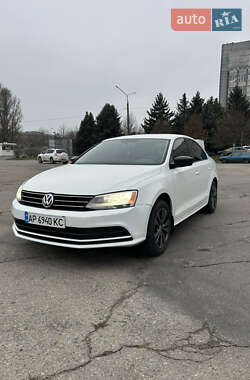 Седан Volkswagen Jetta 2015 в Запоріжжі