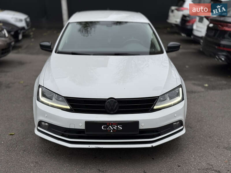 Седан Volkswagen Jetta 2015 в Киеве фото 6 Седан Volkswagen Jetta 2015 в Киеве