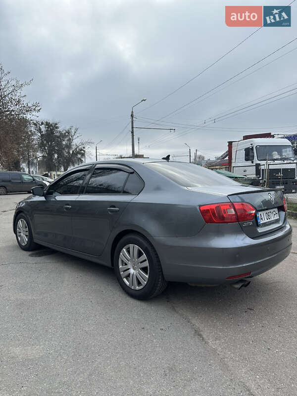 Седан Volkswagen Jetta 2014 в Полтаві фото 6 Седан Volkswagen Jetta 2014 в Полтаві
