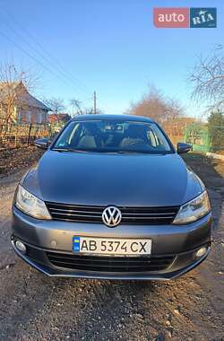 Седан Volkswagen Jetta 2011 в Калинівці