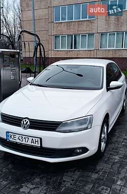 Седан Volkswagen Jetta 2012 в Кривому Розі