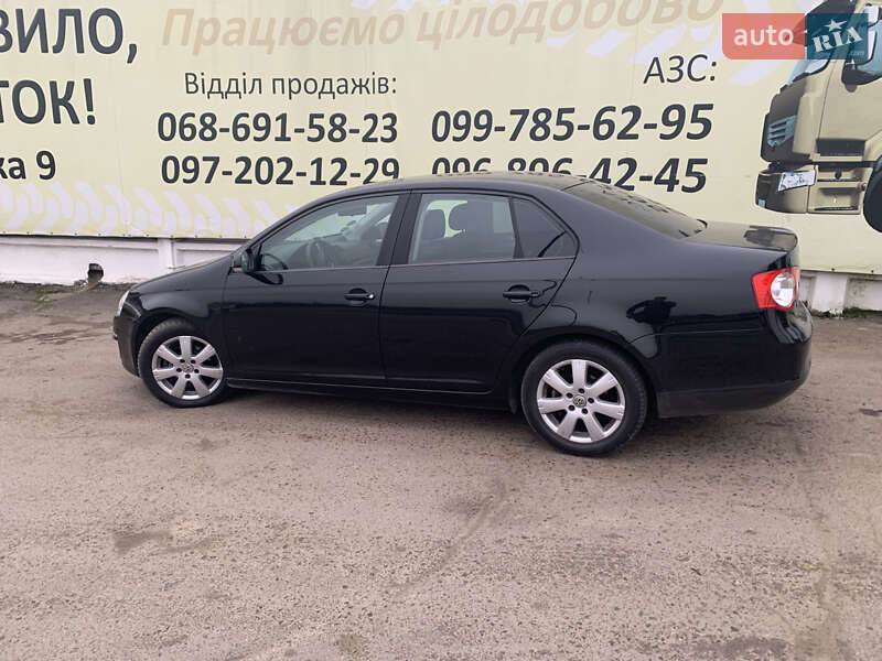 Седан Volkswagen Jetta 2006 в Черкассах