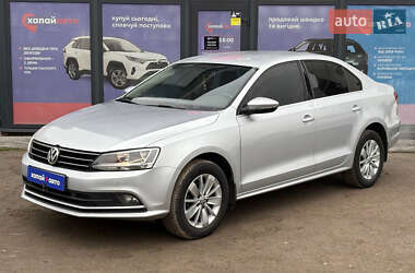 Седан Volkswagen Jetta 2016 в Виннице
