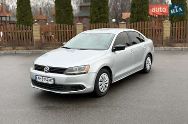Седан Volkswagen Jetta 2014 в Дніпрі