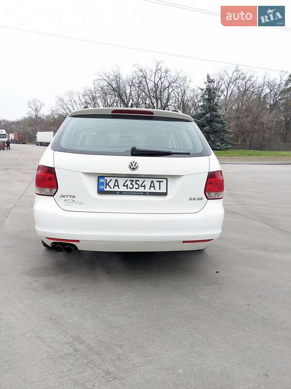 Универсал Volkswagen Jetta 2011 в Киеве фото 5 Универсал Volkswagen Jetta 2011 в Киеве