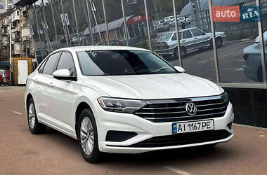 Седан Volkswagen Jetta 2020 в Киеве