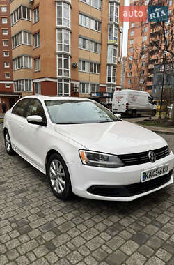 Седан Volkswagen Jetta 2013 в Ирпене