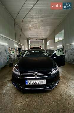 Седан Volkswagen Jetta 2014 в Києві