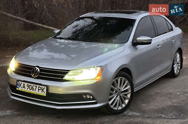Седан Volkswagen Jetta 2015 в Киеве