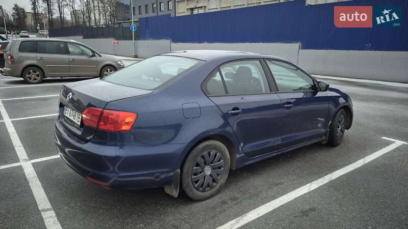 Седан Volkswagen Jetta 2014 в Полтаві