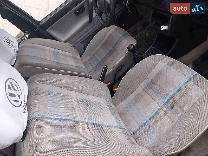 Седан Volkswagen Jetta 1989 в Черновцах