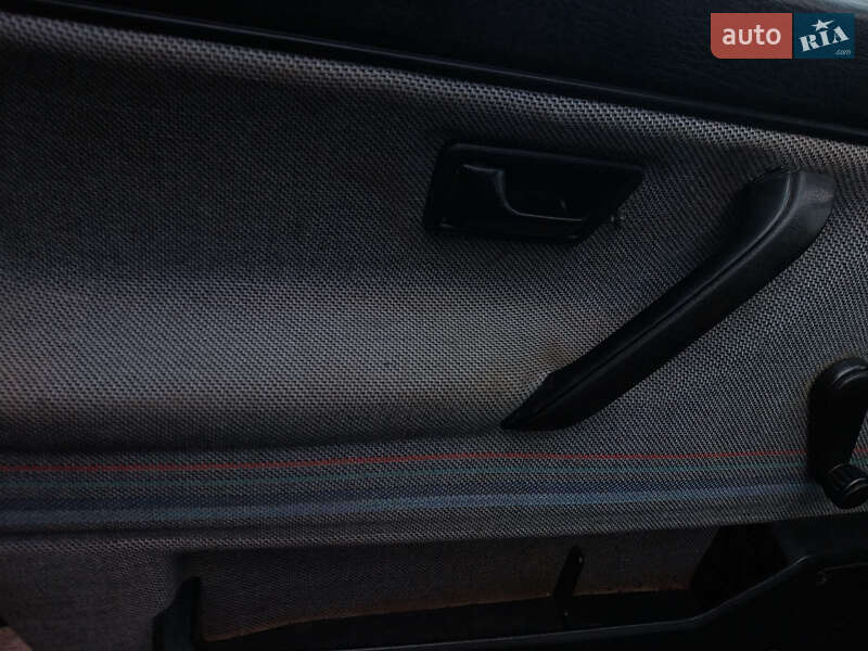 Седан Volkswagen Jetta 1989 в Черновцах