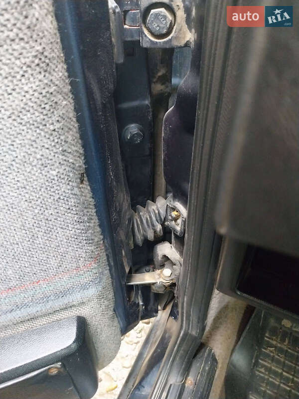 Седан Volkswagen Jetta 1989 в Черновцах