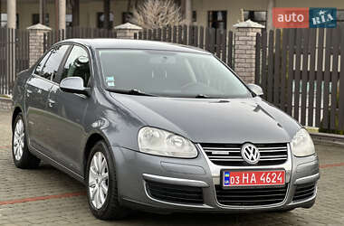 Седан Volkswagen Jetta 2008 в Староконстантинове